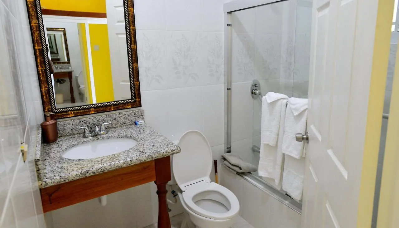 Basileia Palace Montego Bay Oda ve Kahvaltı