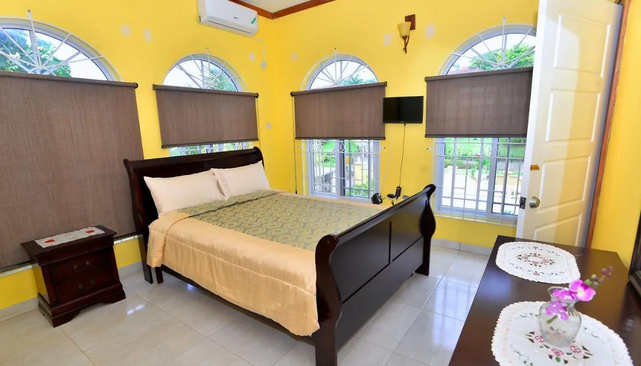 Basileia Palace Montego Bay Oda ve Kahvaltı